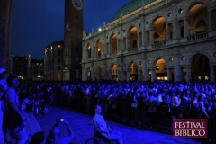 8 giugno 2013, apertura live di Edoardo Bennato (VI) (1)